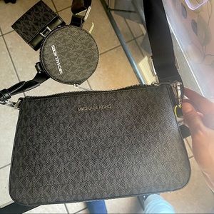 Michael kors cross body bag
